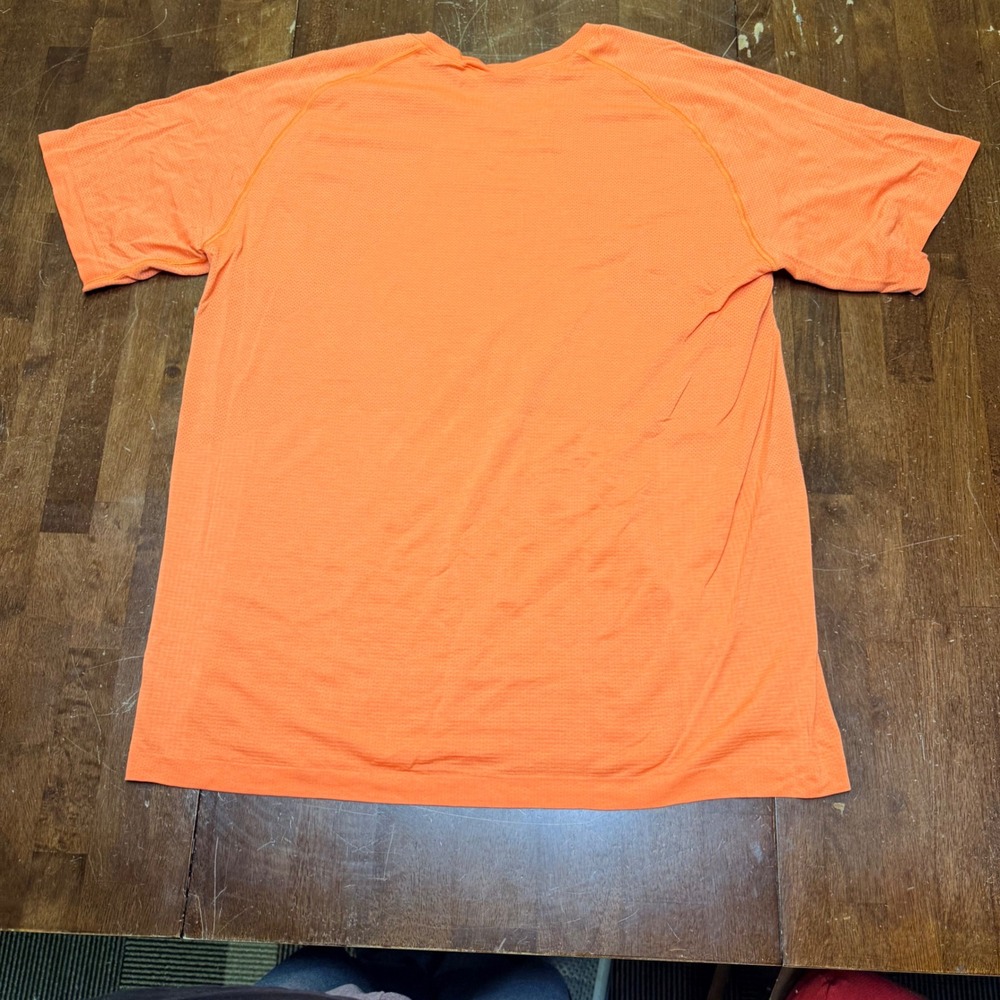 Lululemon Metal Vent Tech Shirt Mens XXL Orange Short Sleeve Athletic Tee‎ - Picture 7 of 8
